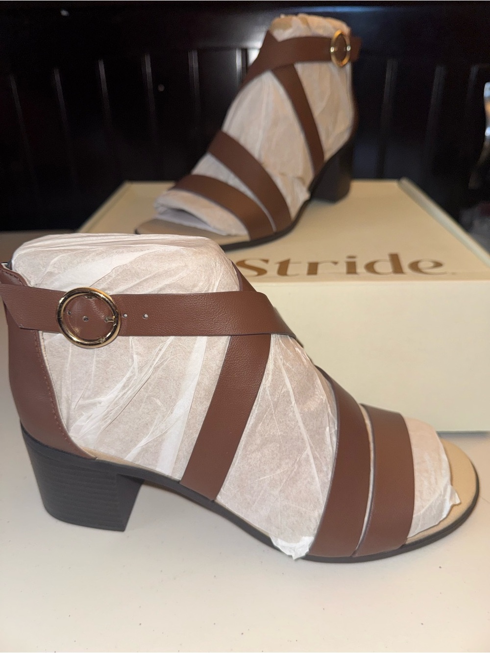 Life Stride Brown Strappy Block Heel Sandals 8.5 WIDE